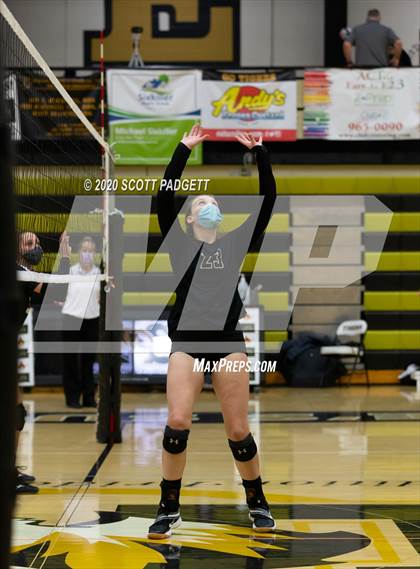 Thumbnail 3 in Lees Summit vs Raymore Peculiar photogallery.