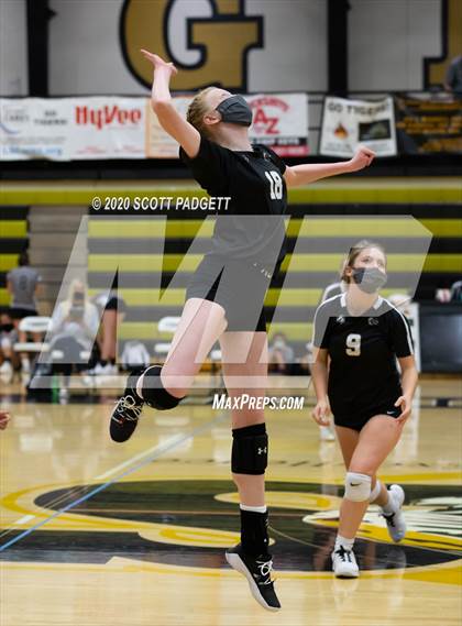 Thumbnail 3 in Lees Summit vs Raymore Peculiar photogallery.
