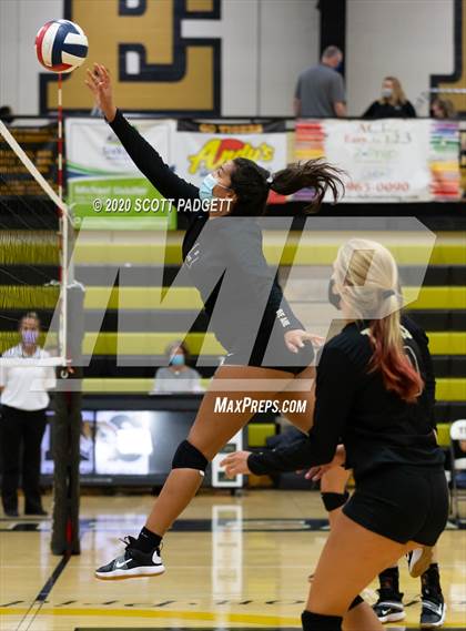 Thumbnail 2 in Lees Summit vs Raymore Peculiar photogallery.