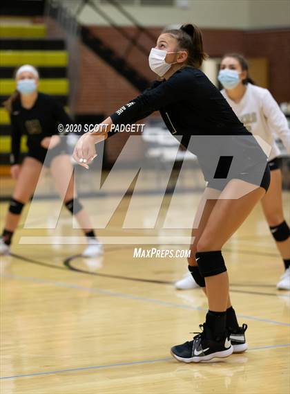 Thumbnail 3 in Lees Summit vs Raymore Peculiar photogallery.