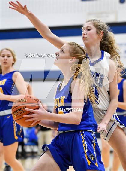 Thumbnail 3 in Lipan @ Peaster photogallery.