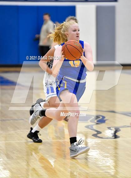 Thumbnail 1 in Lipan @ Peaster photogallery.