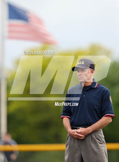 Thumbnail 2 in Shenango vs. Burgettstown photogallery.