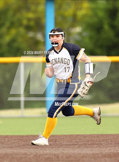 Thumbnail 3 in Shenango vs. Burgettstown photogallery.