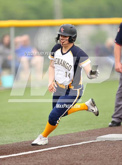 Thumbnail 3 in Shenango vs. Burgettstown photogallery.