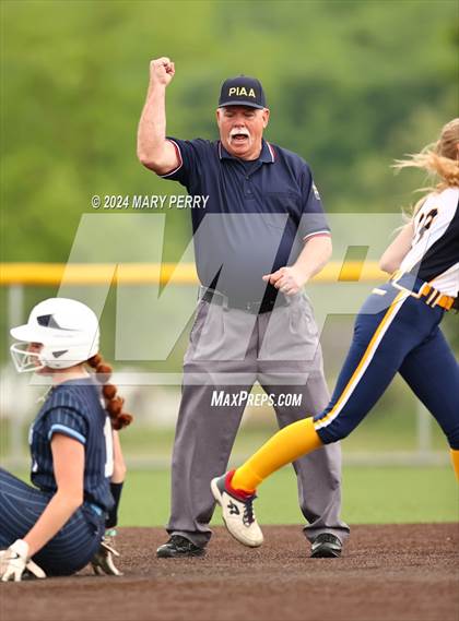Thumbnail 1 in Shenango vs. Burgettstown photogallery.
