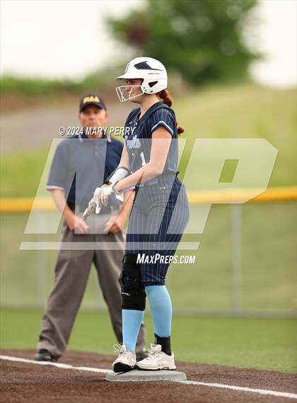 Thumbnail 1 in Shenango vs. Burgettstown photogallery.