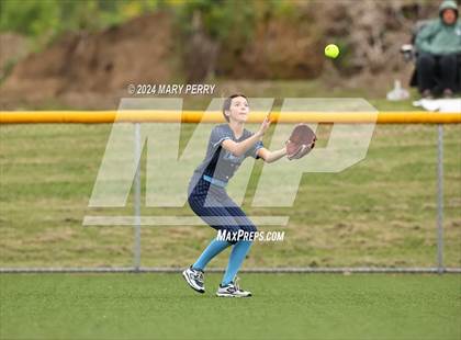 Thumbnail 3 in Shenango vs. Burgettstown photogallery.