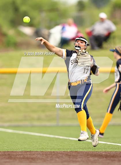Thumbnail 2 in Shenango vs. Burgettstown photogallery.