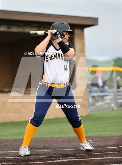 Thumbnail 3 in Shenango vs. Burgettstown photogallery.