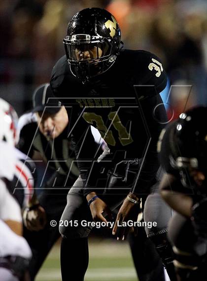 Thumbnail 1 in Mansfield vs. Marcus photogallery.