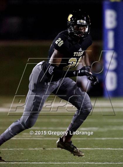 Thumbnail 2 in Mansfield vs. Marcus photogallery.