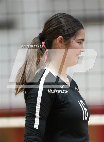 Thumbnail 3 in Oakton @ James Madison photogallery.