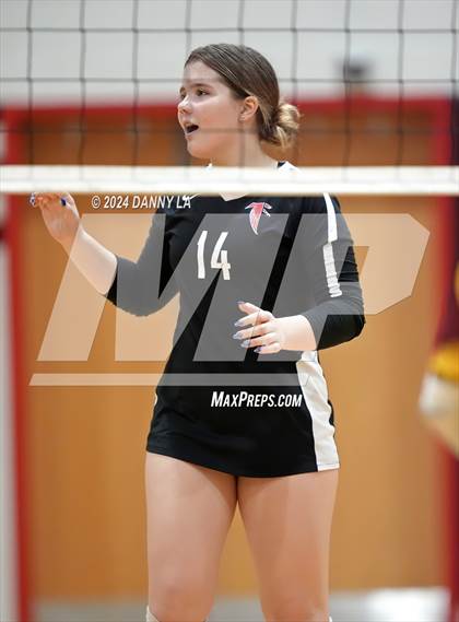 Thumbnail 1 in Oakton @ James Madison photogallery.