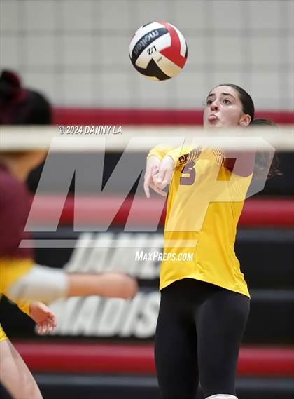 Thumbnail 3 in Oakton @ James Madison photogallery.