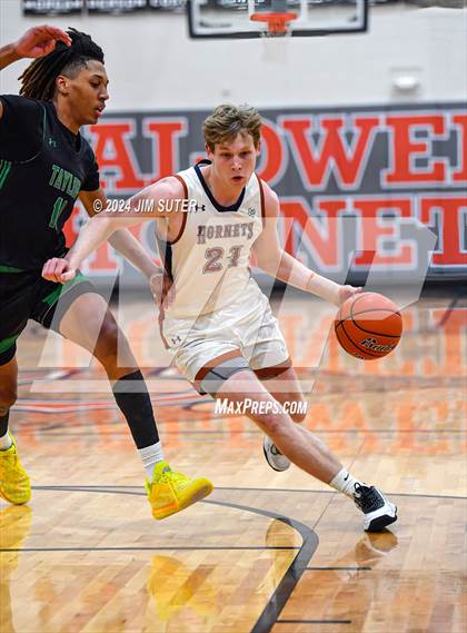Thumbnail 3 in Caldwell vs Taylor photogallery.