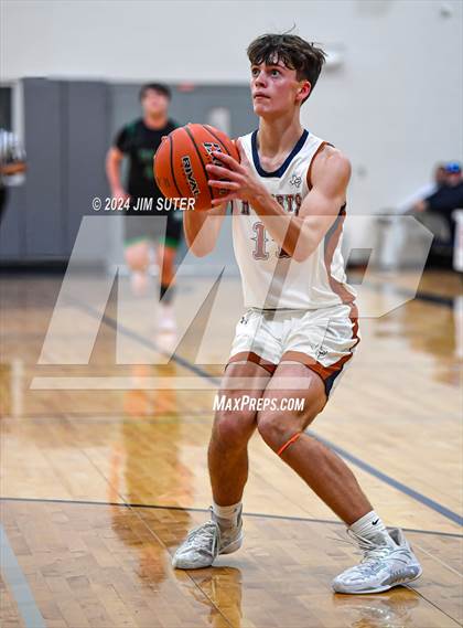 Thumbnail 1 in Caldwell vs Taylor photogallery.