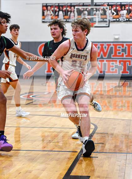 Thumbnail 2 in Caldwell vs Taylor photogallery.