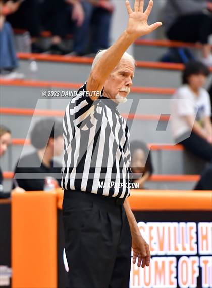 Thumbnail 3 in Bella Vista vs. Union Mine (Tiger Classic) photogallery.