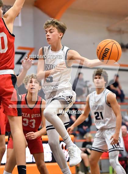 Thumbnail 1 in Bella Vista vs. Union Mine (Tiger Classic) photogallery.