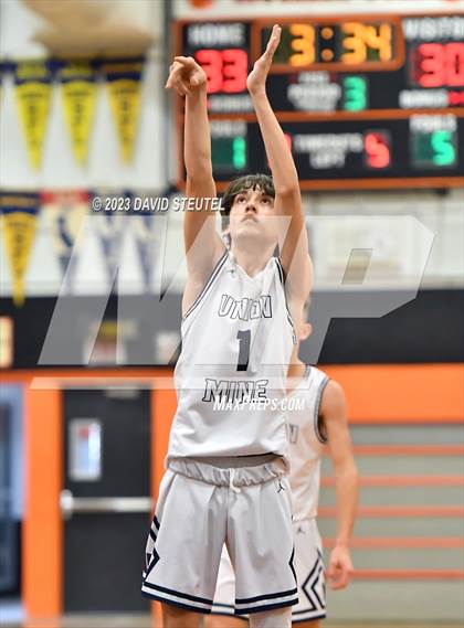Thumbnail 1 in Bella Vista vs. Union Mine (Tiger Classic) photogallery.