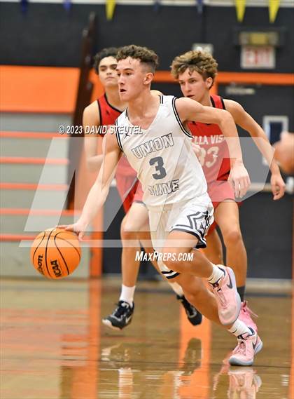 Thumbnail 3 in Bella Vista vs. Union Mine (Tiger Classic) photogallery.