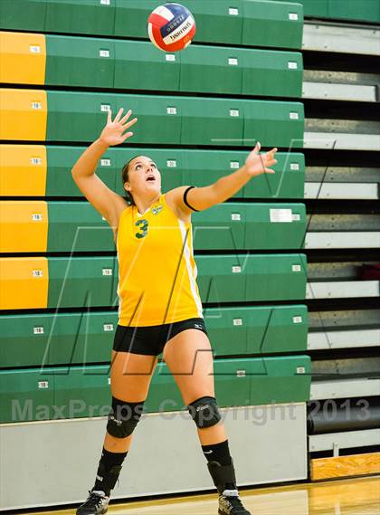 Thumbnail 3 in Deer Lakes vs. Ford City (Open Tournament) photogallery.