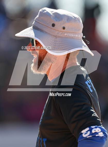 Thumbnail 3 in ThunderRidge vs. Grandview (CHSAA 5A First Round) photogallery.
