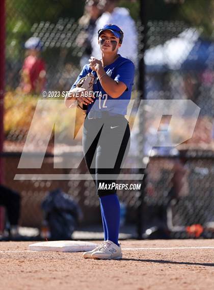 Thumbnail 3 in ThunderRidge vs. Grandview (CHSAA 5A First Round) photogallery.