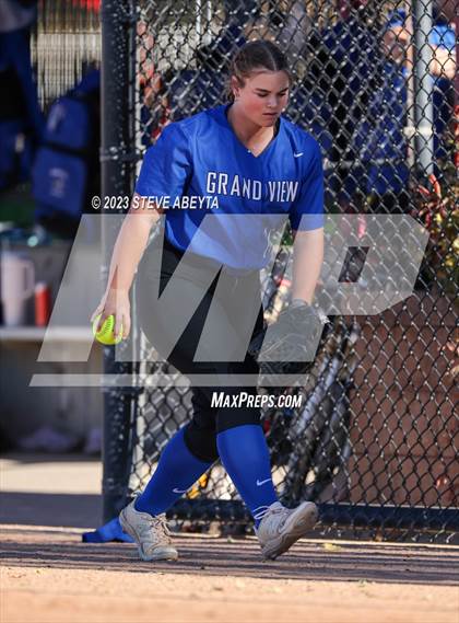 Thumbnail 1 in ThunderRidge vs. Grandview (CHSAA 5A First Round) photogallery.