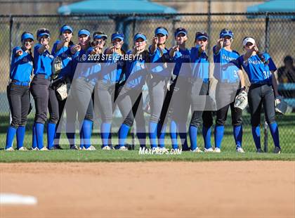 Thumbnail 3 in ThunderRidge vs. Grandview (CHSAA 5A First Round) photogallery.