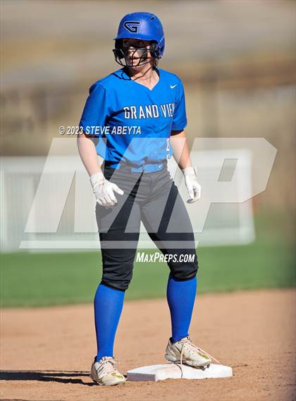 Thumbnail 3 in ThunderRidge vs. Grandview (CHSAA 5A First Round) photogallery.