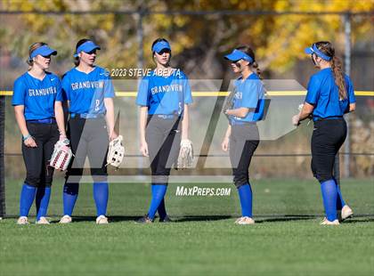 Thumbnail 2 in ThunderRidge vs. Grandview (CHSAA 5A First Round) photogallery.