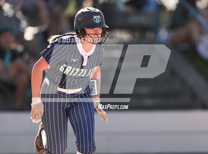 Thumbnail 2 in ThunderRidge vs. Grandview (CHSAA 5A First Round) photogallery.