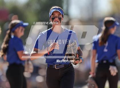 Thumbnail 2 in ThunderRidge vs. Grandview (CHSAA 5A First Round) photogallery.