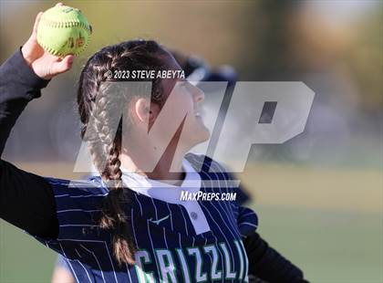 Thumbnail 2 in ThunderRidge vs. Grandview (CHSAA 5A First Round) photogallery.
