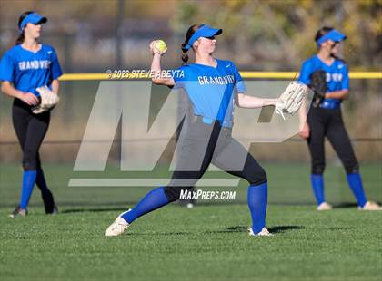 Thumbnail 3 in ThunderRidge vs. Grandview (CHSAA 5A First Round) photogallery.