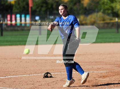 Thumbnail 1 in ThunderRidge vs. Grandview (CHSAA 5A First Round) photogallery.