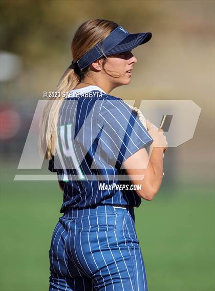 Thumbnail 2 in ThunderRidge vs. Grandview (CHSAA 5A First Round) photogallery.