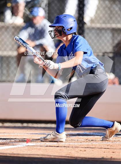 Thumbnail 1 in ThunderRidge vs. Grandview (CHSAA 5A First Round) photogallery.
