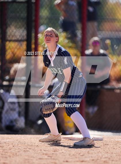 Thumbnail 3 in ThunderRidge vs. Grandview (CHSAA 5A First Round) photogallery.