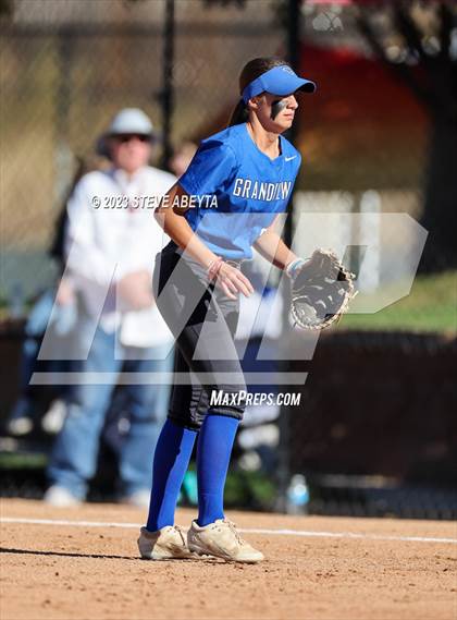 Thumbnail 2 in ThunderRidge vs. Grandview (CHSAA 5A First Round) photogallery.