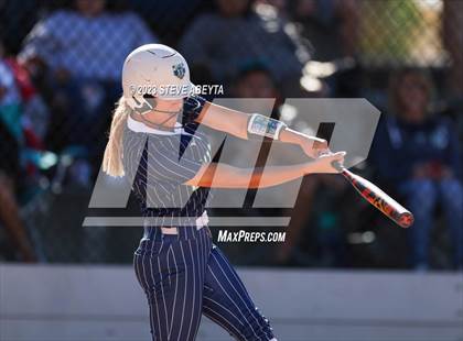Thumbnail 2 in ThunderRidge vs. Grandview (CHSAA 5A First Round) photogallery.