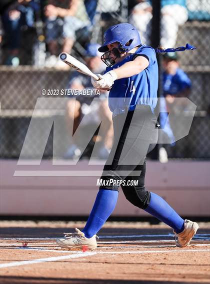 Thumbnail 1 in ThunderRidge vs. Grandview (CHSAA 5A First Round) photogallery.