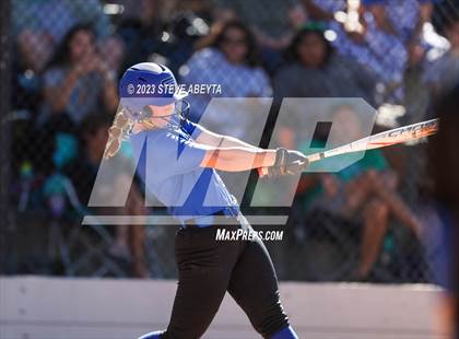 Thumbnail 2 in ThunderRidge vs. Grandview (CHSAA 5A First Round) photogallery.