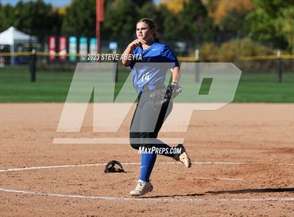Thumbnail 2 in ThunderRidge vs. Grandview (CHSAA 5A First Round) photogallery.