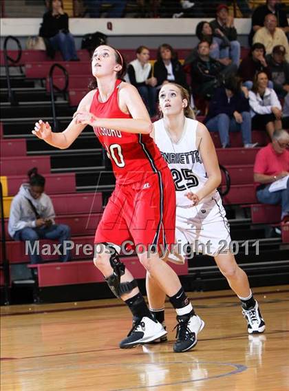 Thumbnail 1 in Pottsboro vs. Henrietta (Fantasy of Lights) photogallery.