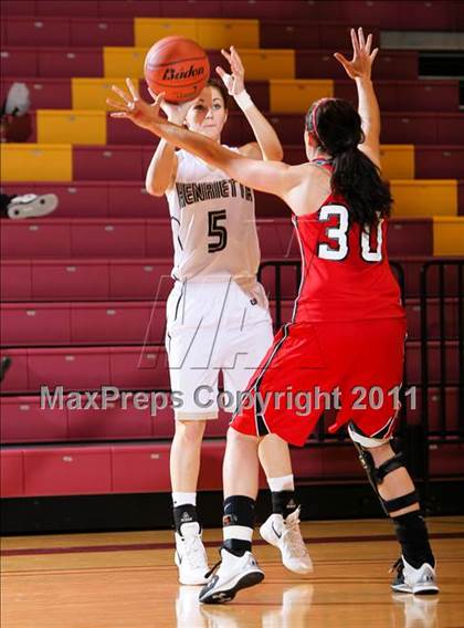 Thumbnail 2 in Pottsboro vs. Henrietta (Fantasy of Lights) photogallery.