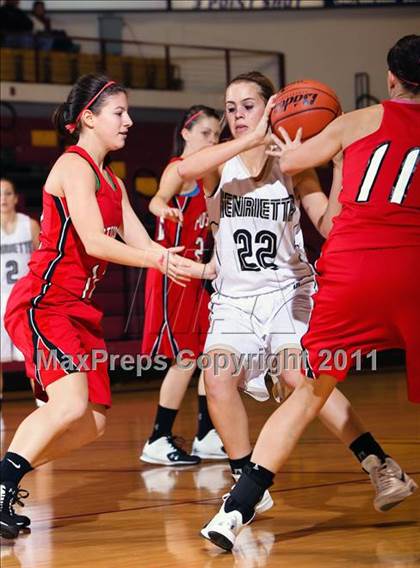 Thumbnail 1 in Pottsboro vs. Henrietta (Fantasy of Lights) photogallery.