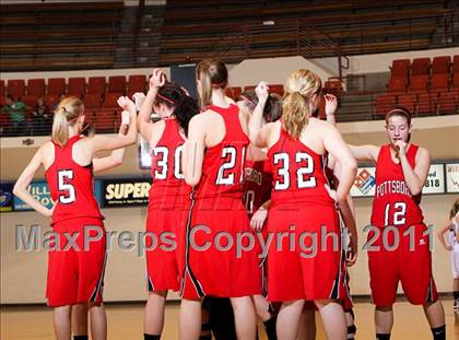 Thumbnail 2 in Pottsboro vs. Henrietta (Fantasy of Lights) photogallery.